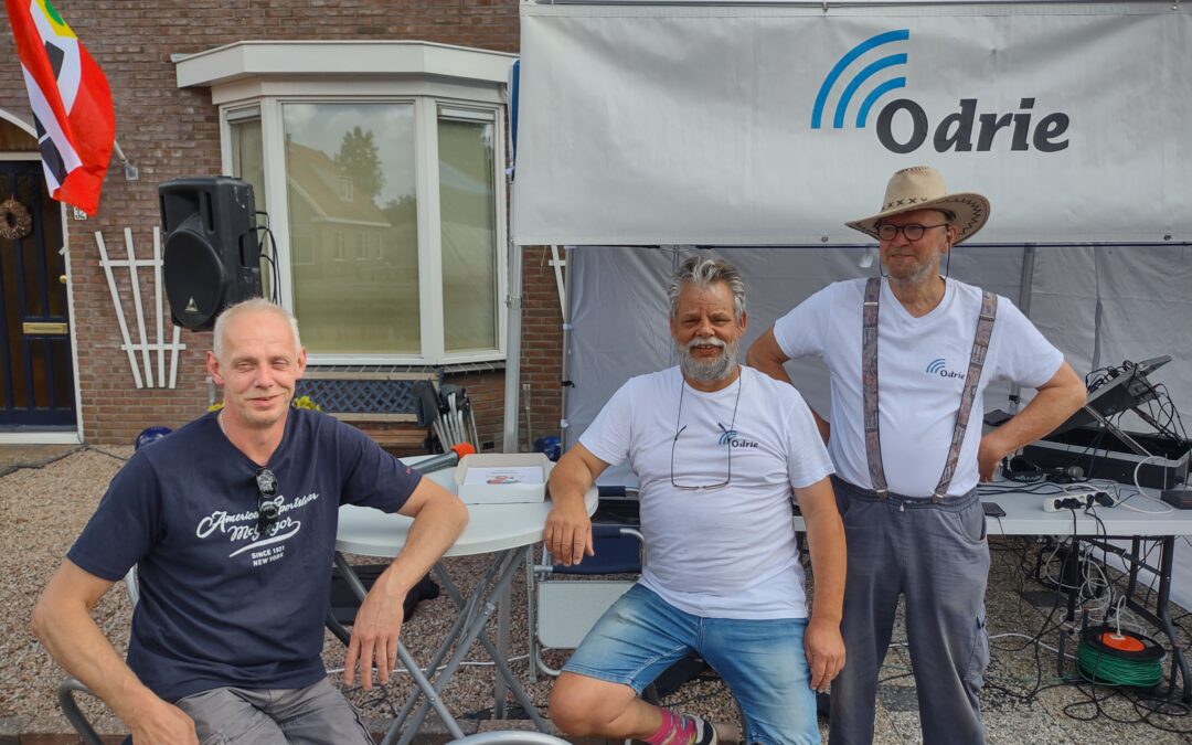 Zondag 25 augustus Muziek in de Middag van Odrie Live op de Turfvaartdagen