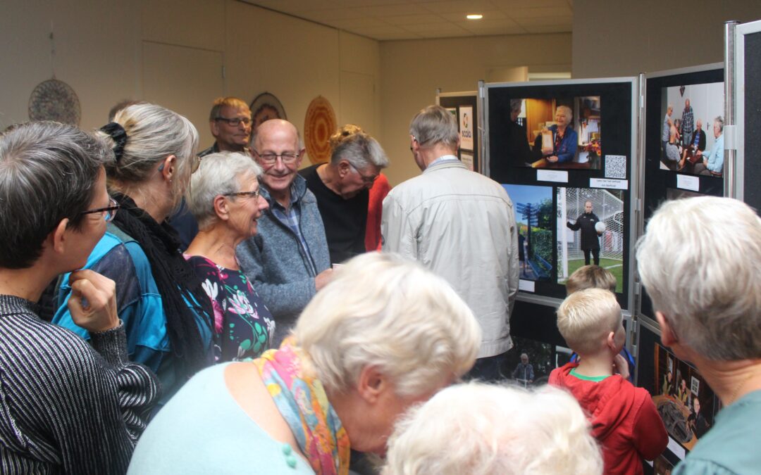 Jong en oud actief bij opening Vrijwilligers Wall of Fame Makkinga